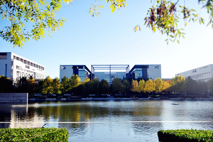 天津财经大学远景