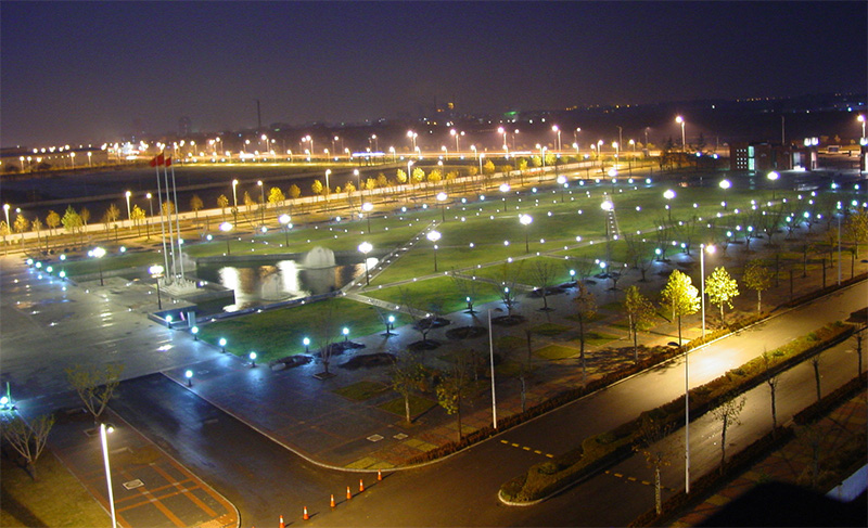 郑州大学校园夜景