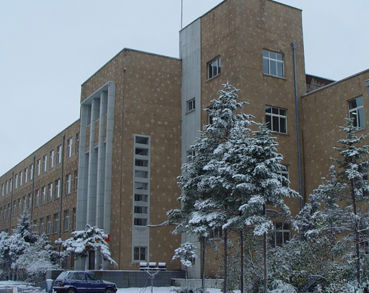 吉林大学冬景图