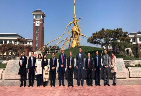 南开大学-澳大利亚弗林德斯大学合办教育领导与管理硕士学位招生简章