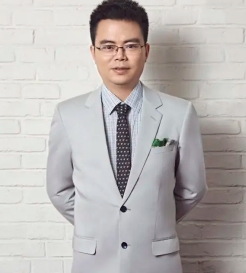 为什么听郑翔洲的课？解锁商业模式创新与科技驱动的未来