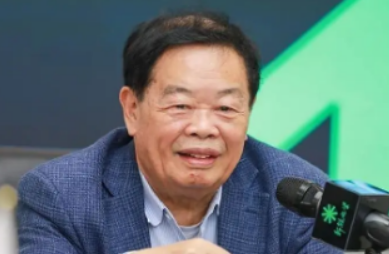 曹德旺玻璃讲座介绍：探索福耀玻璃的成功之道