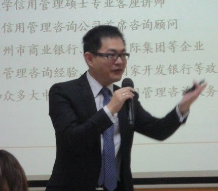 王强