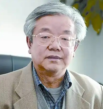 郑佳明的演讲风格是什么？