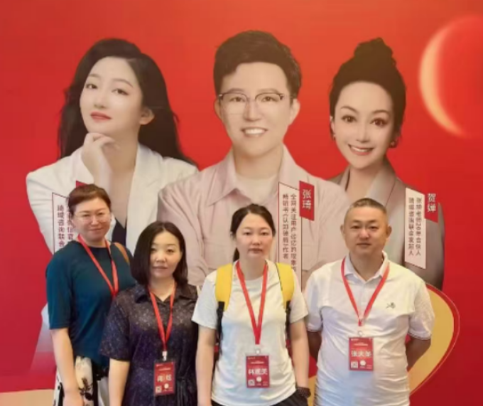 贺婵品牌创始人简介｜贺婵老师的全域流量实战经历梳理